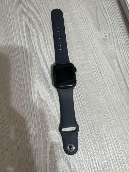 Apple Watch SE GPS, 40mm Midnight