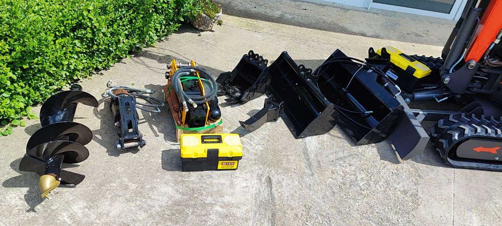 Мини багер TOROS-T18 MAX