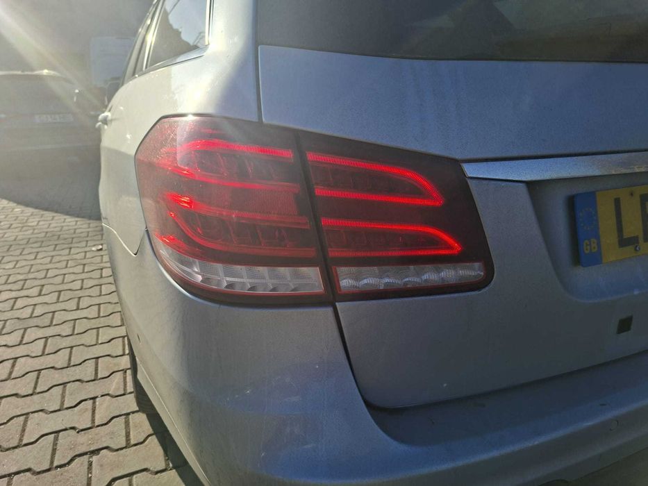 Stop haion stanga/dreapta Mercedes E-Class W212 Break Facelift