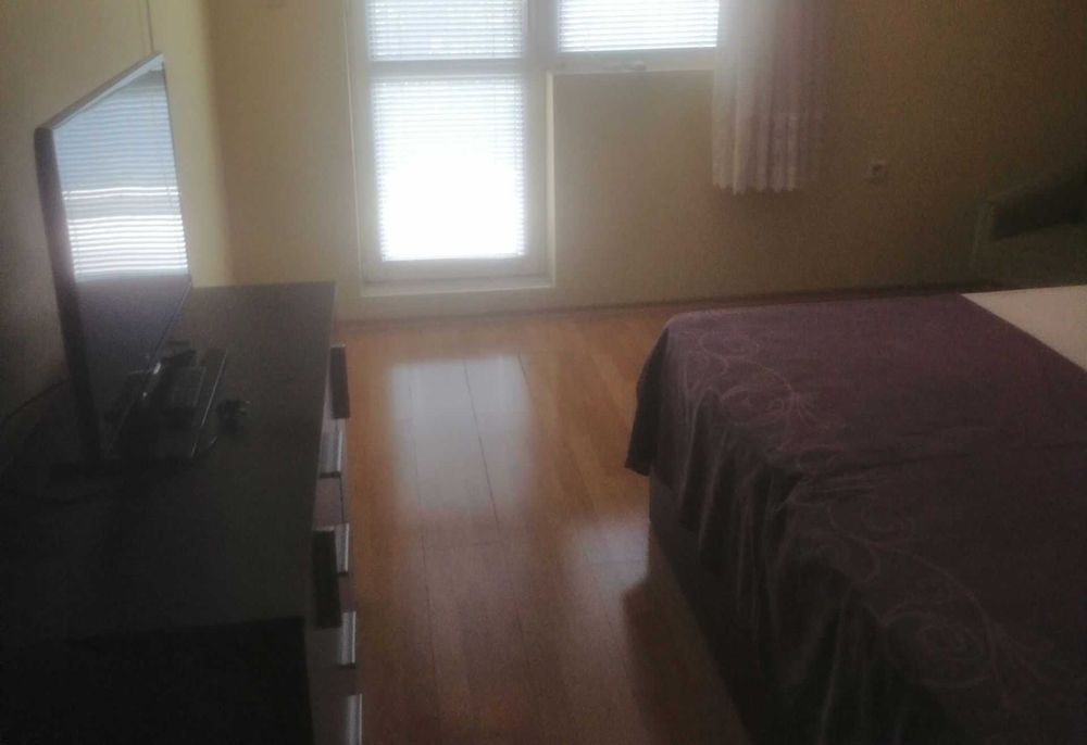 Дава се под наем Двустаен апартамент в Бургас, Лазур - 70 кв.м за 40 € - Снимка #1