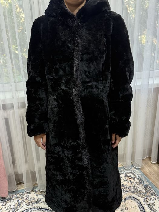 Шуба цигейк чистая новая