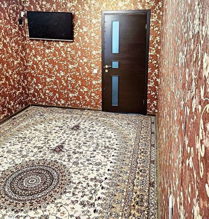 Kvartira  sotiladi mebel texnikasi bilan