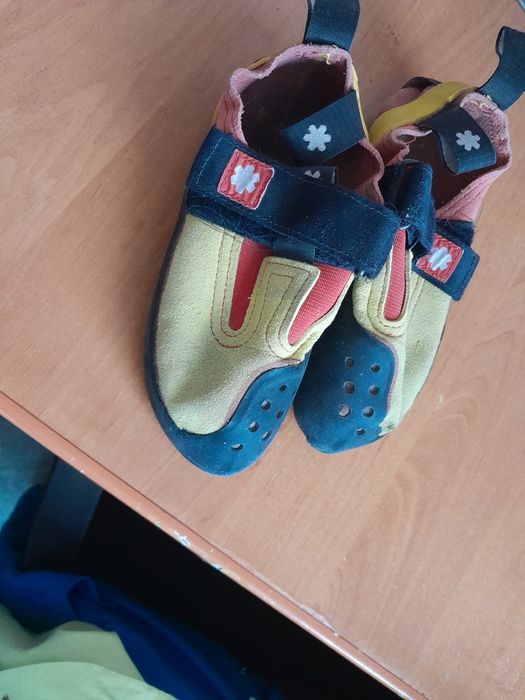 Скальные туфли  детские