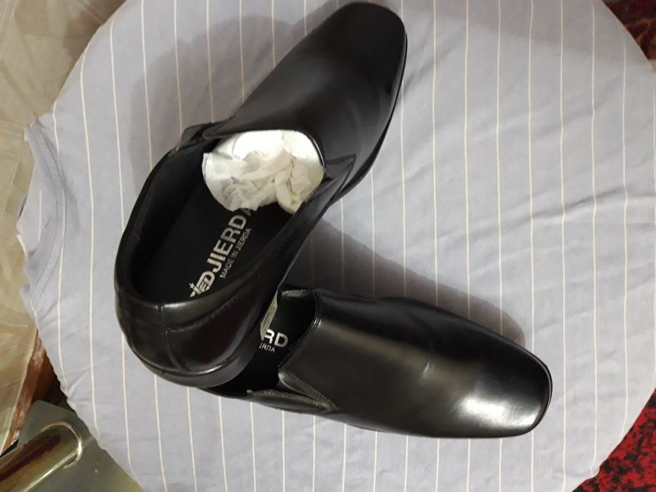 Продаю новые туфли, 41 размер