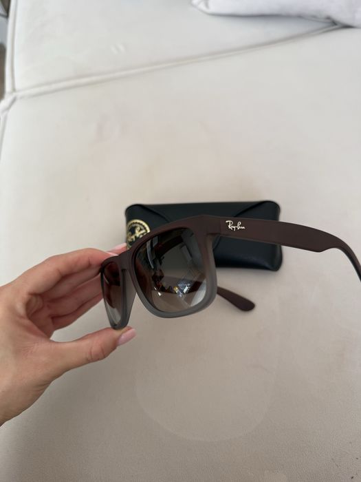 Оригинални очила на Ray-Ban