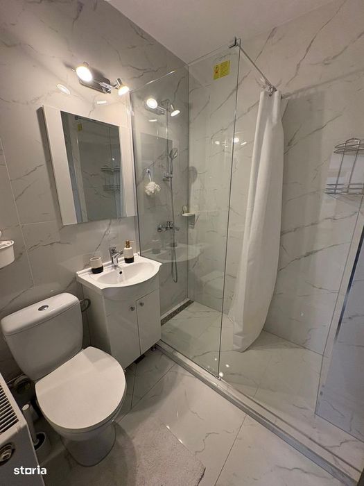 1 cam 33 mp zona garii et2/8 mob si utilat complet  totul nou 380 euro