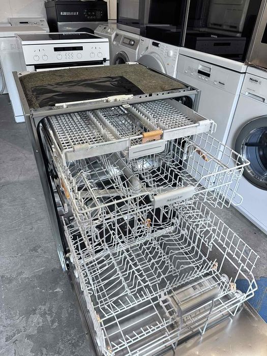 Съдомиялна +гаранция 1 година. MIELE за вграждане. Безплатна доставка за София.