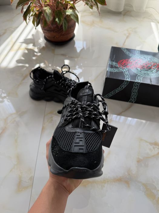 Adidasi Versace Chain Reaction