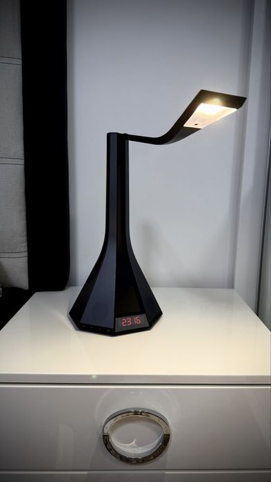 Veioza led birou radio diva de Donegati & Lauda rovere boxa cu radio