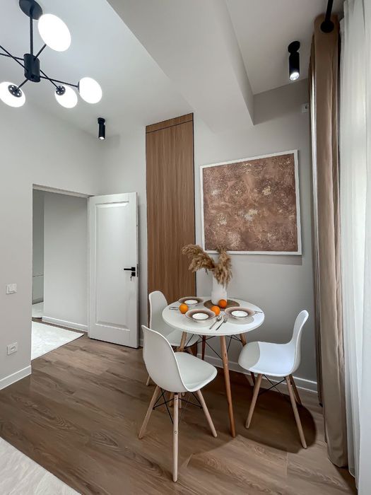 Яшнабод Метро Олмос 3 комнатная продаётся срочно