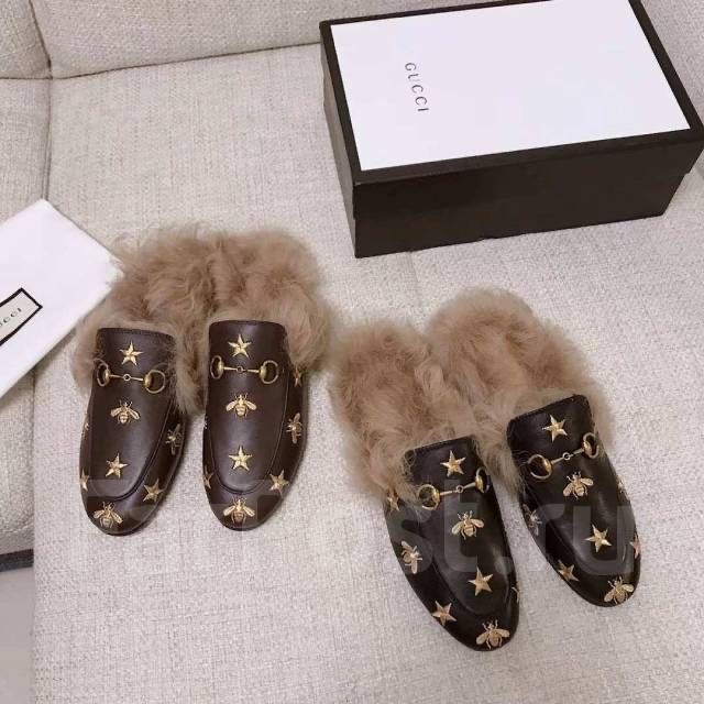 Женские кожаные лоферы с мехом, Gucci