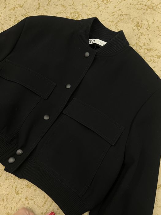Продам куртку Zara