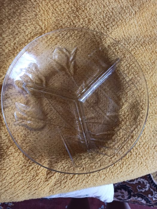 Салатница. Диаметр 22 см