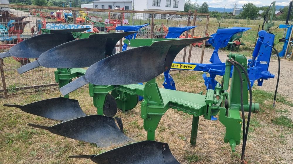 Gassner 90 , rabewerk  cu 3 trupite reversibil hidraulic