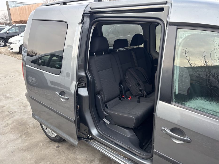 Volkswagen Caddy 2.0 diesel MaxiLife, 7 locuri, 2017