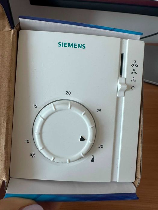 Termostat ventilo-convectoare Siemens RAB11