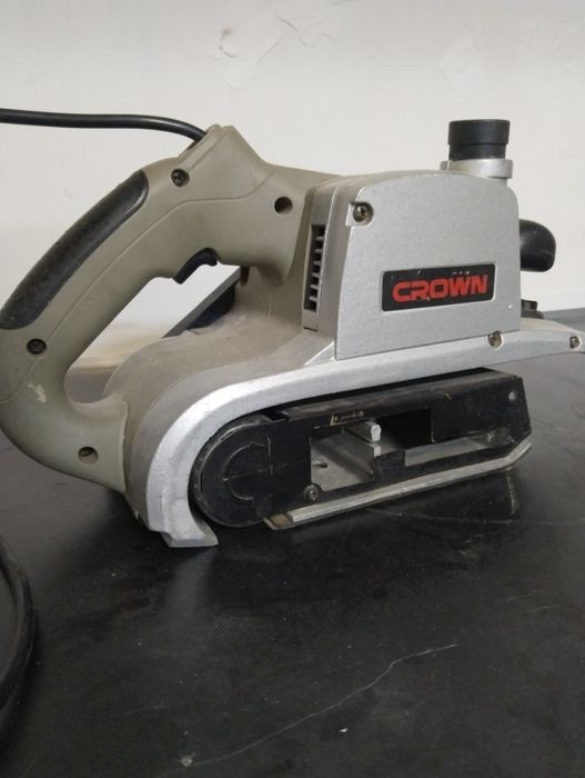 Электро рубанок Crown CT13200