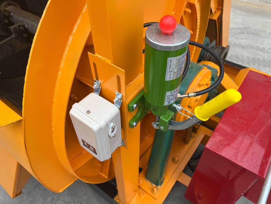 Бетонобъркачка /миксер за бетон/бетоновъзел