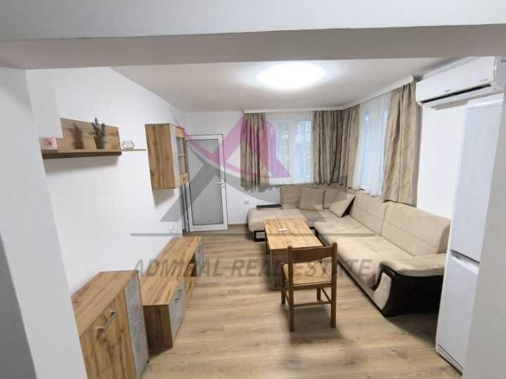 Етаж от къща -Колхозен пазар