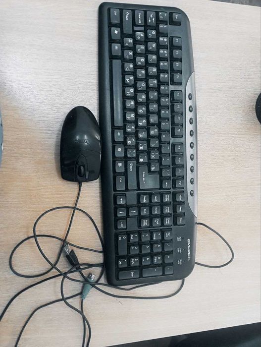 Продается  мышка компьюторная