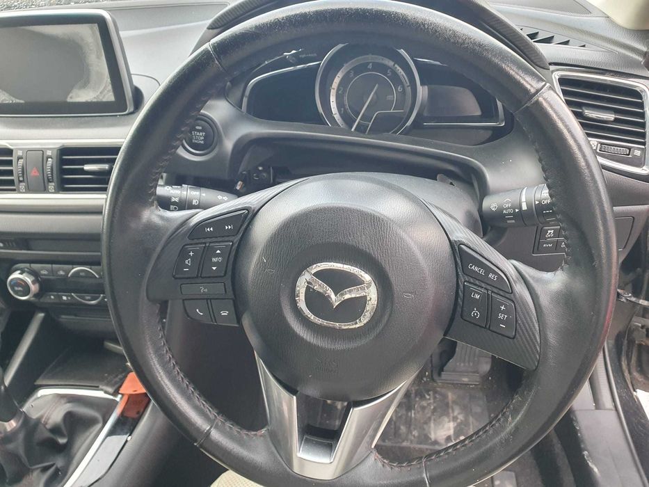 Dezmembrez Mazda 3 2.2D 2013