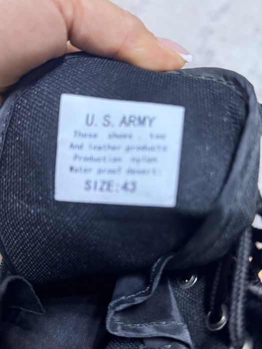 Продам новые берцы