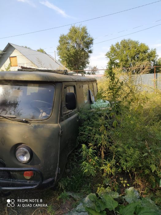 Продам УАЗ таблетку