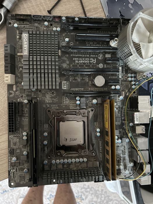 Плата gigabyte x79-ud3