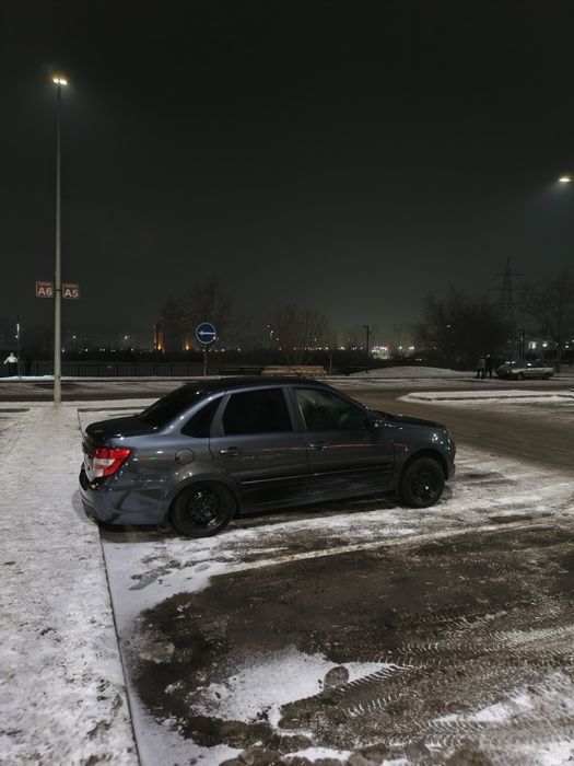 Срочно продам стойки