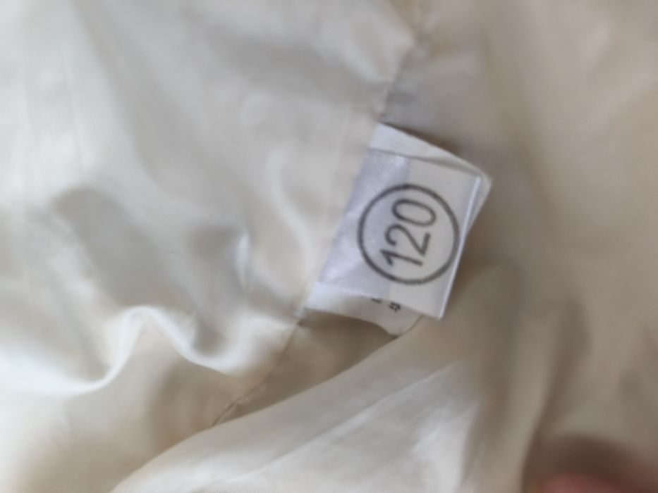 Демисезонная лёгкая куртка для девочек.