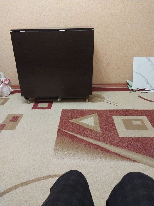 Продам стол раскладной книжка