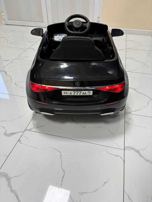 Новая детская электромобиль машинка "Mercedez-Benz"