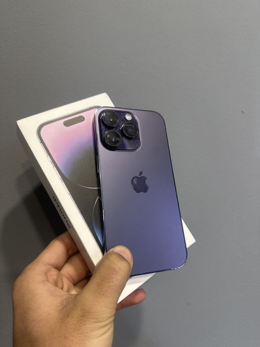 Срочно продаю Айфон 14 про