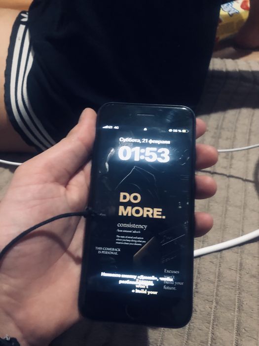 айфон се 2020 64гб