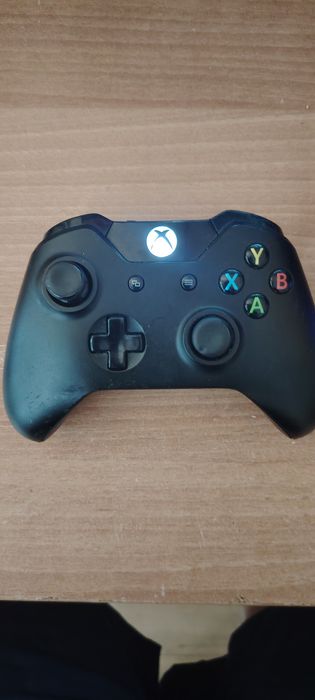 Xbox one спешно!!!