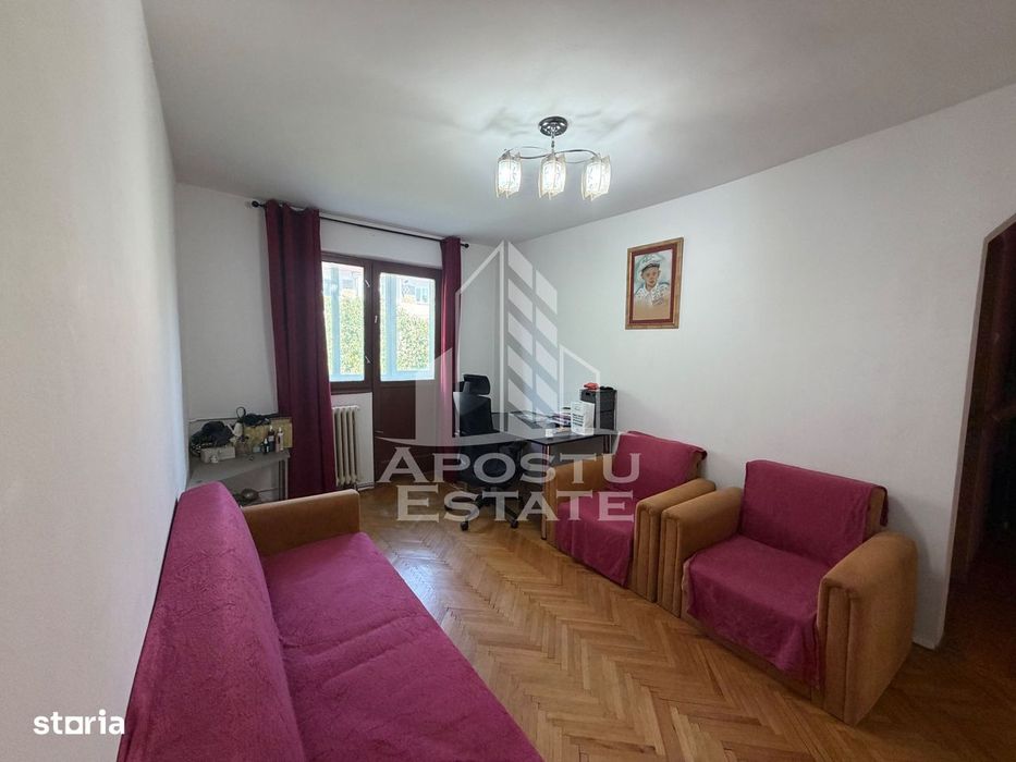 Apartament cu 3 camere ,etaj intermediar, Zona Dacia ,Timisoara