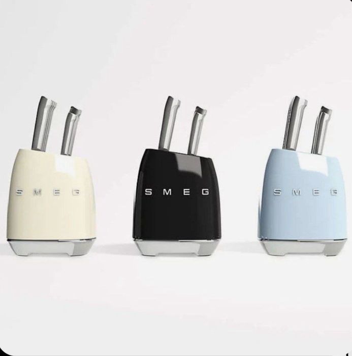 Набор кухонных ножей Smeg Style в керамическом блоке