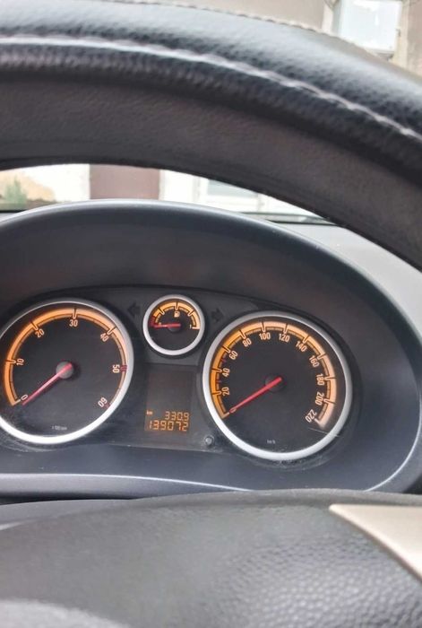 Vând Opel Corsa 2uşi 2008 Văzuta/Plăcută