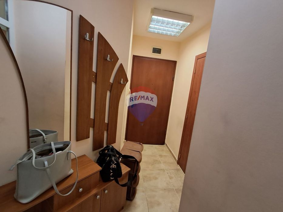 Дава се под наем Двустаен апартамент в Варна, Спортна зала - 54 кв.м за 398.82 € - Снимка #9