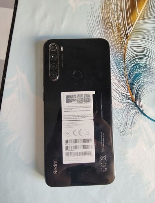 Redmi note 8. 4/64
