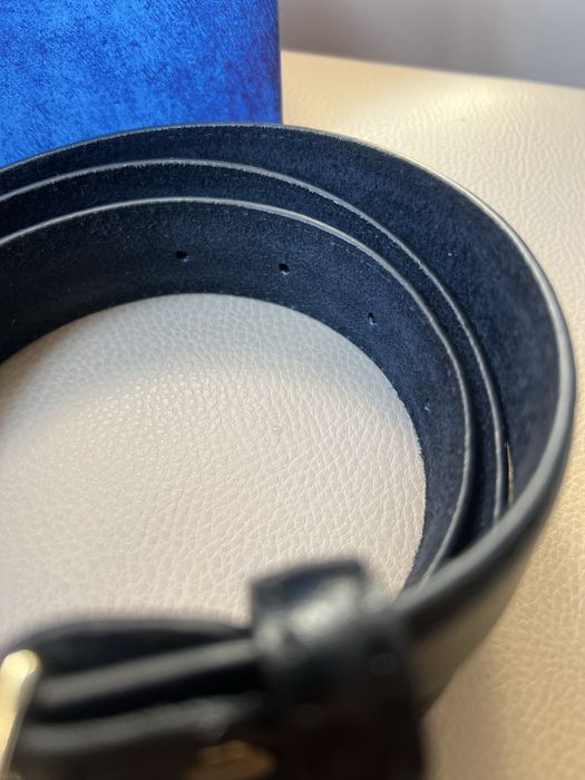 Curea din piele neagra