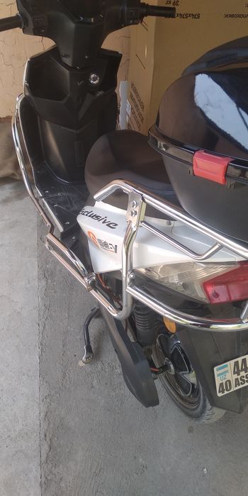 Skuter tesla elektro