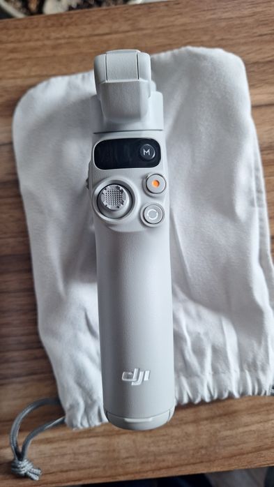 DJI Osmo Mobile 7