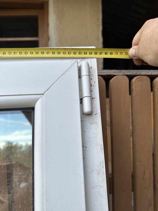 Usa PVC  cu geam termopan in stare foarte buna