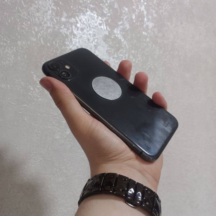 iPhone 11 / 64gb / 77% / имеется торг / пишите