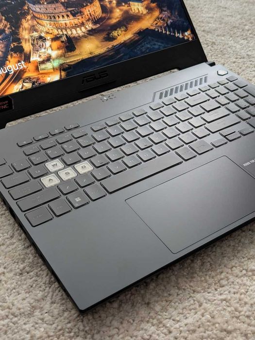 Laptop gaming ASUS TUF F15 i7 13700H / RTX 4070 / 64GB RAM / 1TB SSD