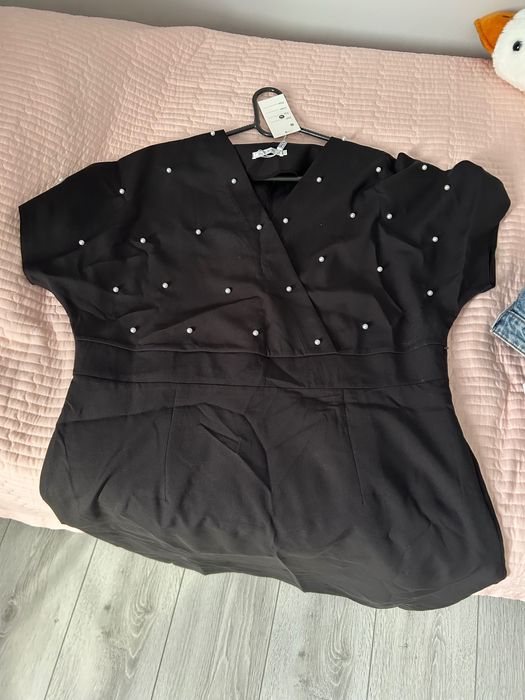 Новое черное платье