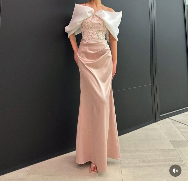 Платье ( Корсет, Юбка) 42/S