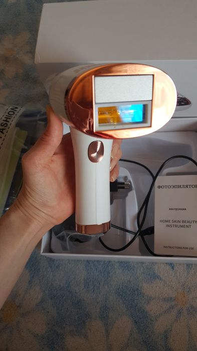 Фотоэпилятор в отличном состоянии