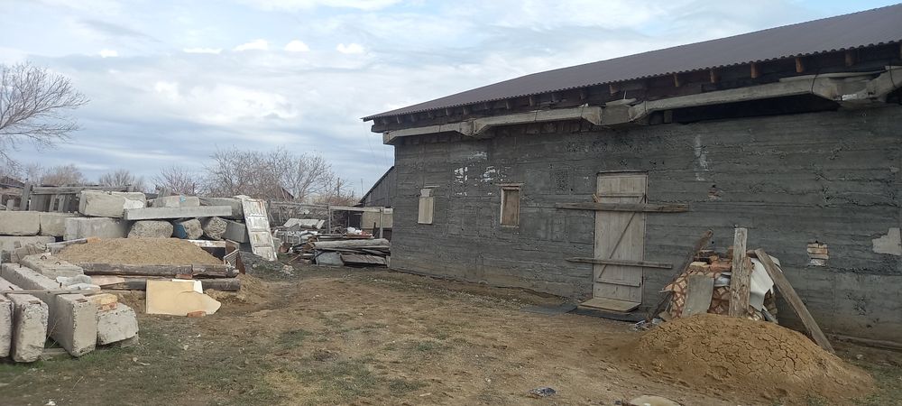 Продается недостроенный дом п.Кокпекты.